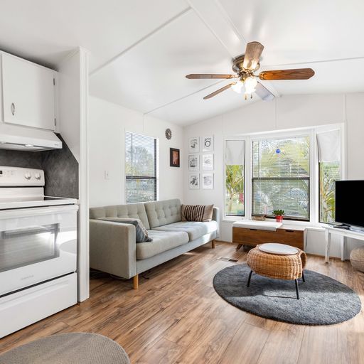 3223 N Lockwood Ridge Rd #210