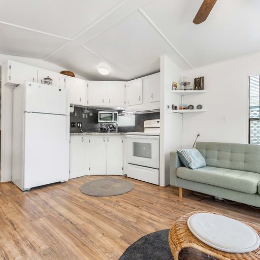 3223 N Lockwood Ridge Rd #210