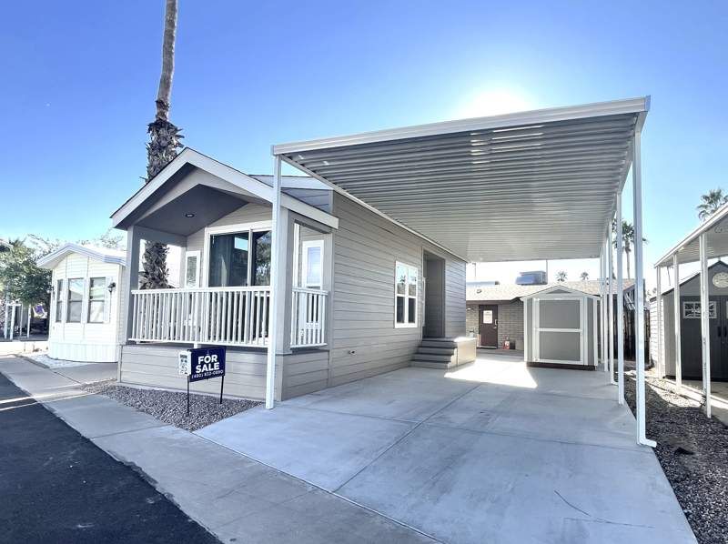 305 S. Val Vista Drive #315