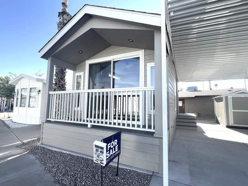 305 S. Val Vista Drive #315