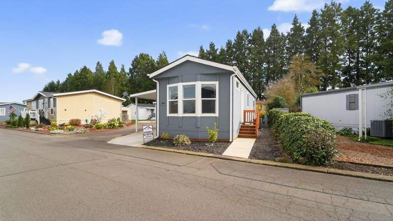 2200 Lancaster Dr SE #11A