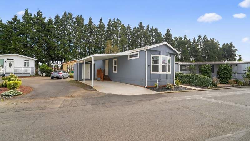 2200 Lancaster Dr SE #11A