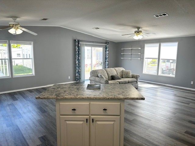 5200 28th Street North, #182