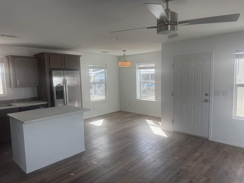 4470 E. Vegas Valley Dr. #116