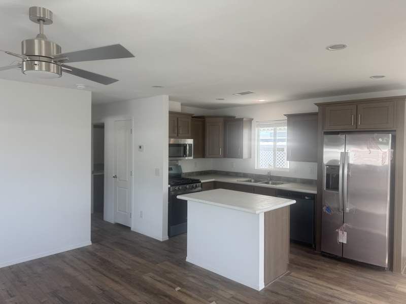 4470 E. Vegas Valley Dr. #116