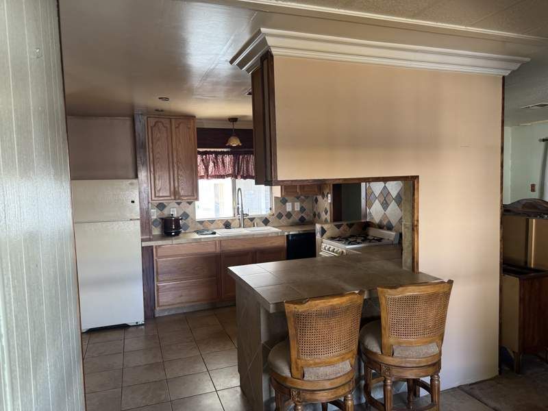 4470 E. Vegas Valley Dr. #060