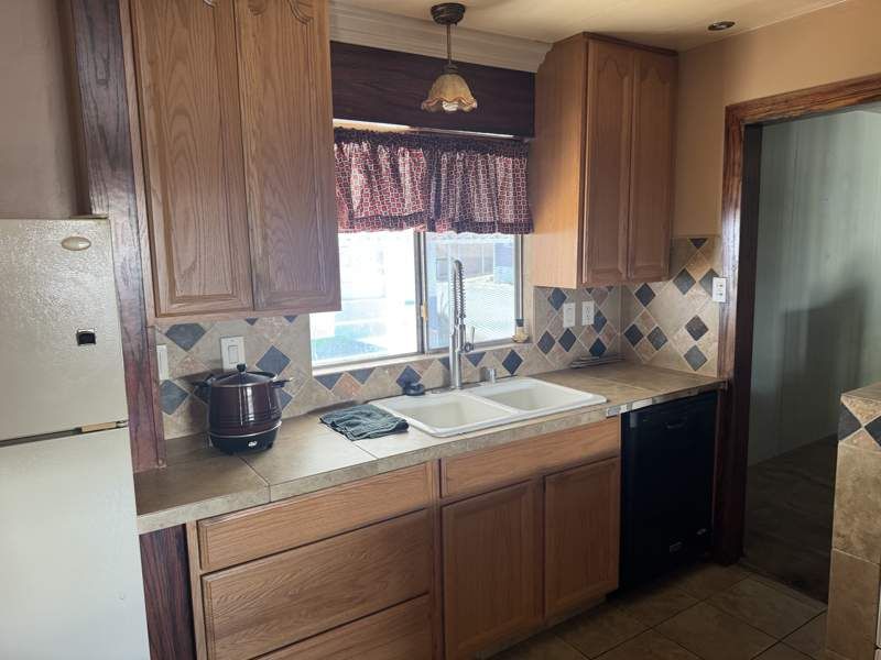 4470 E. Vegas Valley Dr. #060