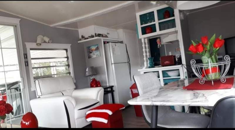 1050 S. Arizona Blvd. #122