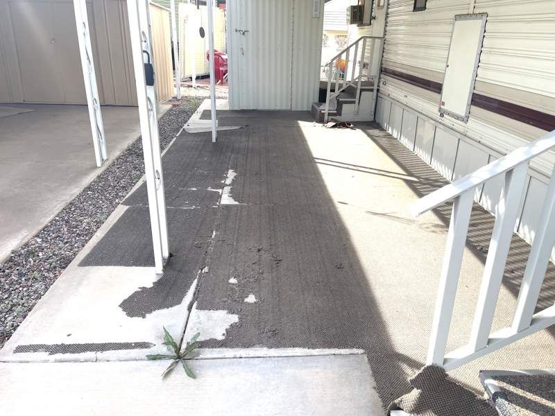 305 S. Val Vista Drive #324