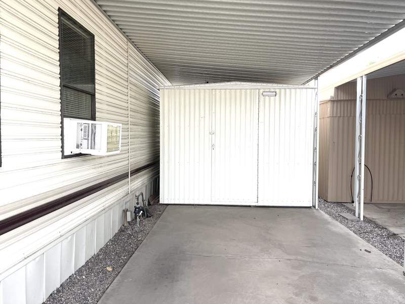 305 S. Val Vista Drive #324