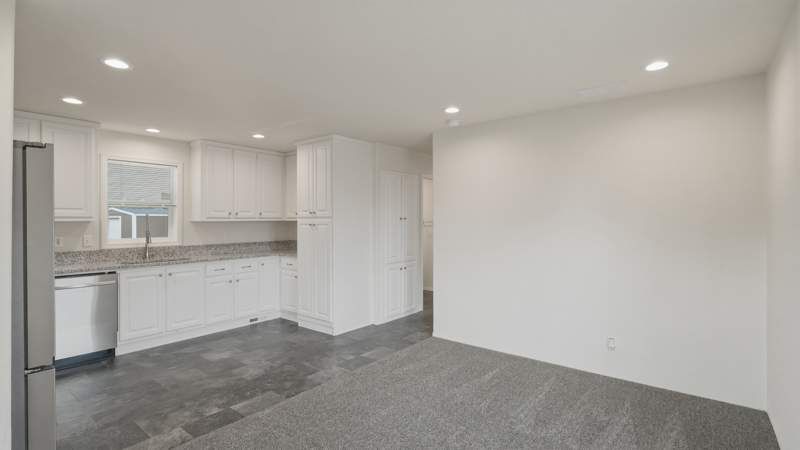 2200 Lancaster Dr SE #18D