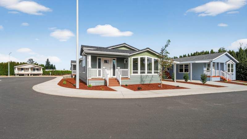 2410 Lancaster Dr. SE, #1010