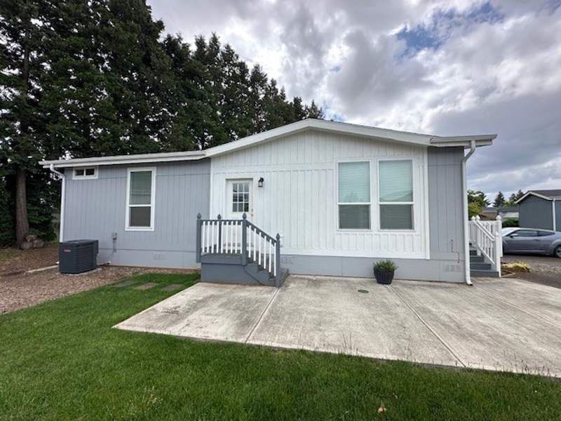 2200 Lancaster Dr SE #11D