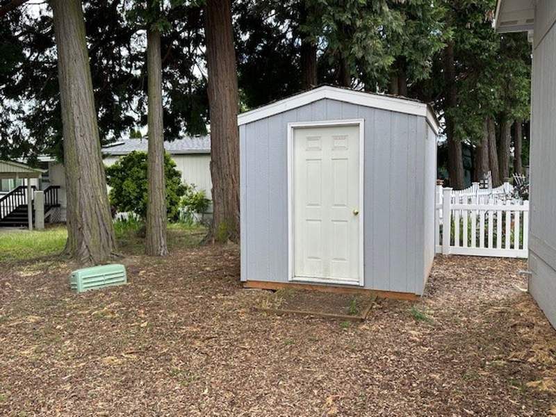 2200 Lancaster Dr SE #11D