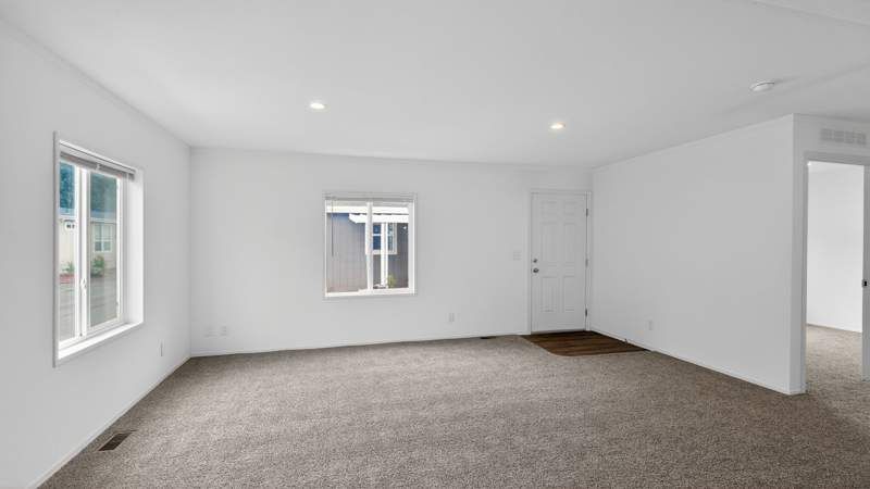 2200 Lancaster Dr. SE #27