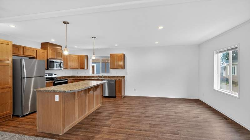 2200 Lancaster Dr. SE #27