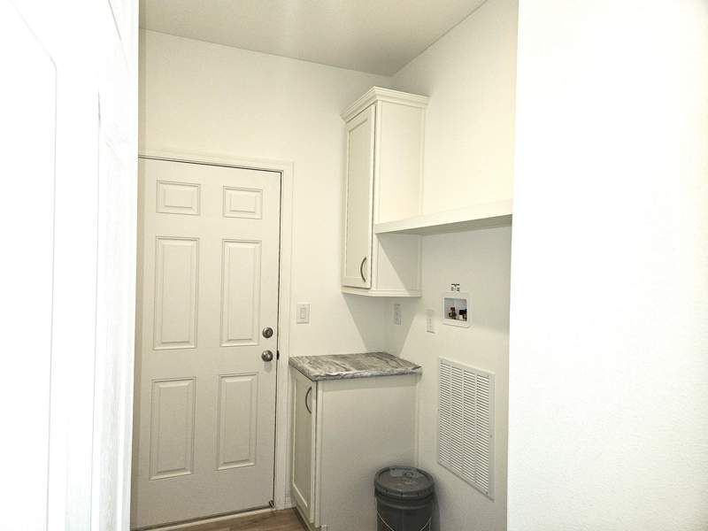 2305 W Ruthrauff Rd #G6