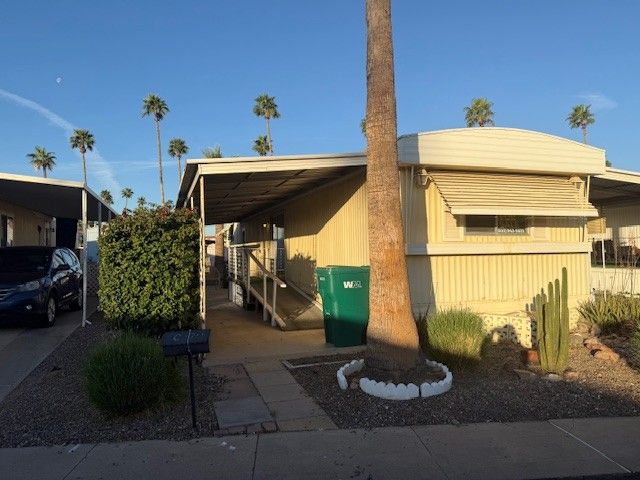 2050 W. Dunlap Ave #C070