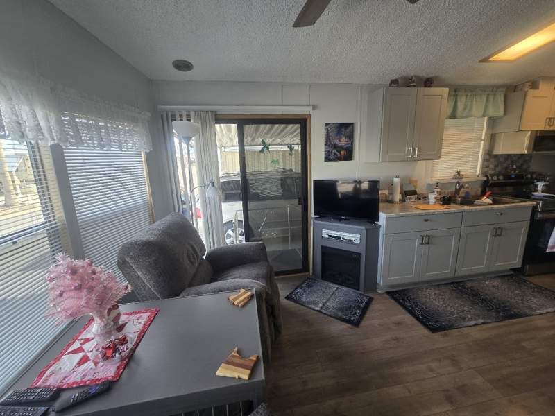 146 N. Merrill Rd. #064