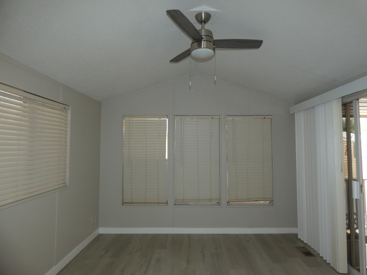 1110 North Henness Road, Site 1475