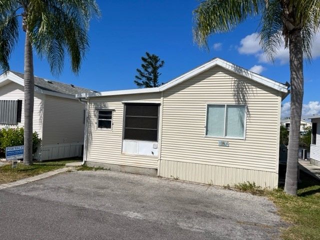 3701 Baynard Dr. Lot H-27