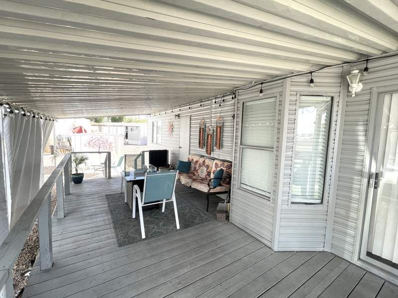 305 S. Val Vista Drive #95