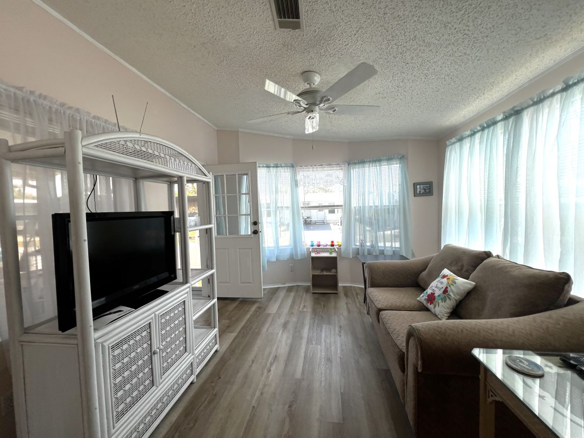 29200 S. Jones Loop Road #179