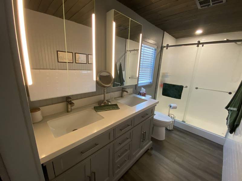 3300 E. Broadway Rd. #211