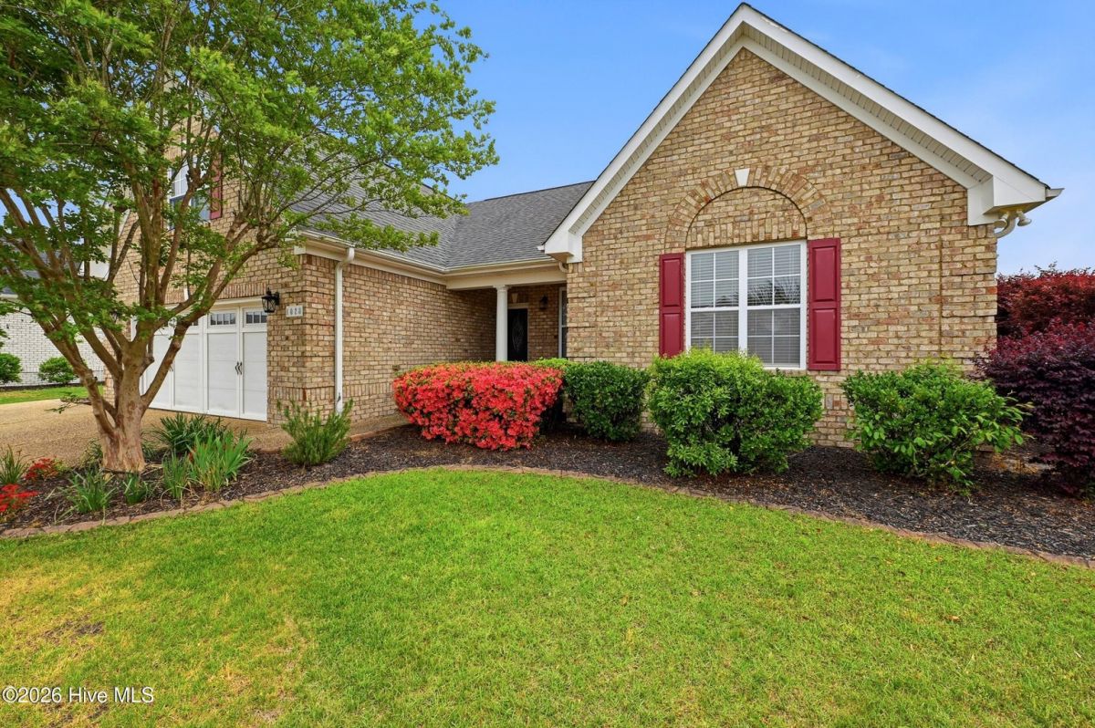1028 Golden Sands Way