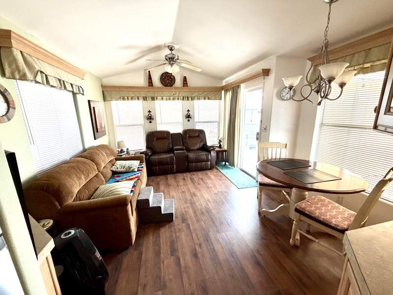 10442 N Frontage Rd #436