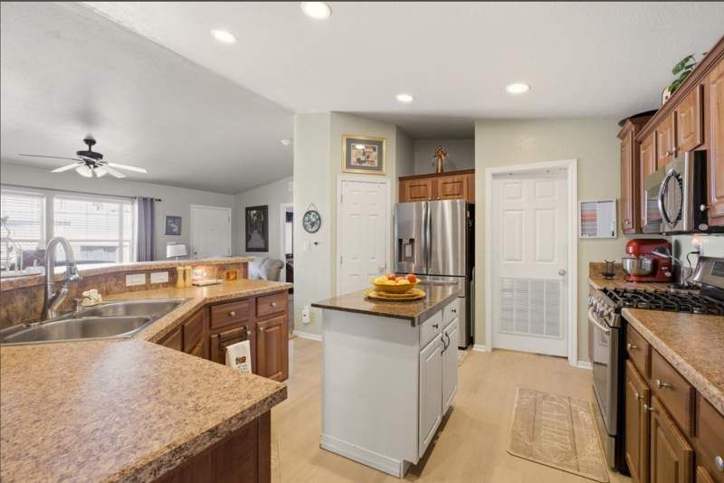 3300 E. Broadway Rd. #162