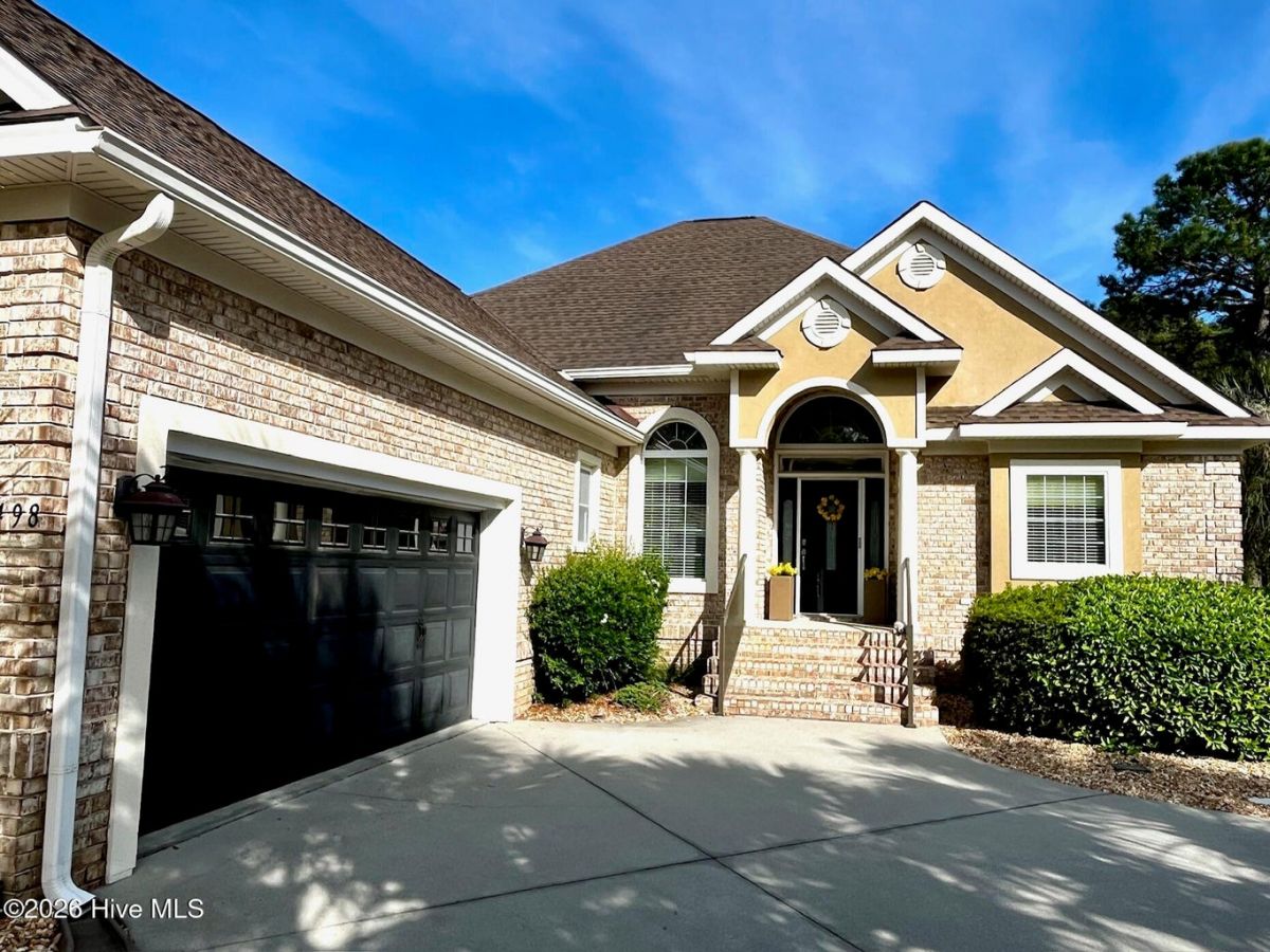 498 Carlton Court