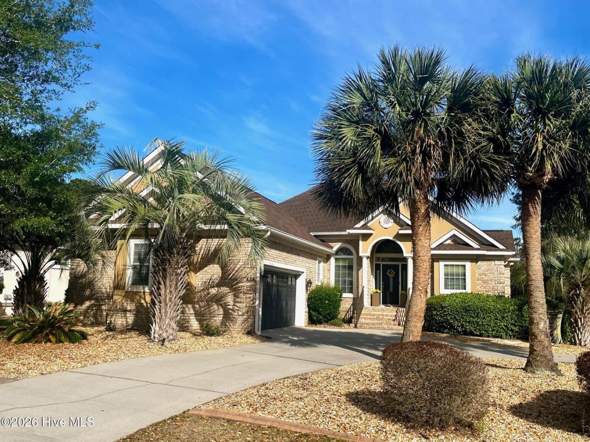 498 Carlton Court