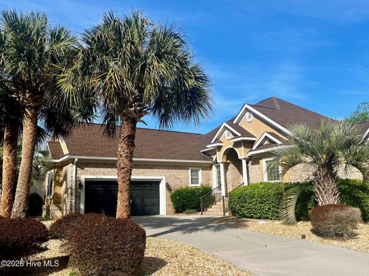 498 Carlton Court