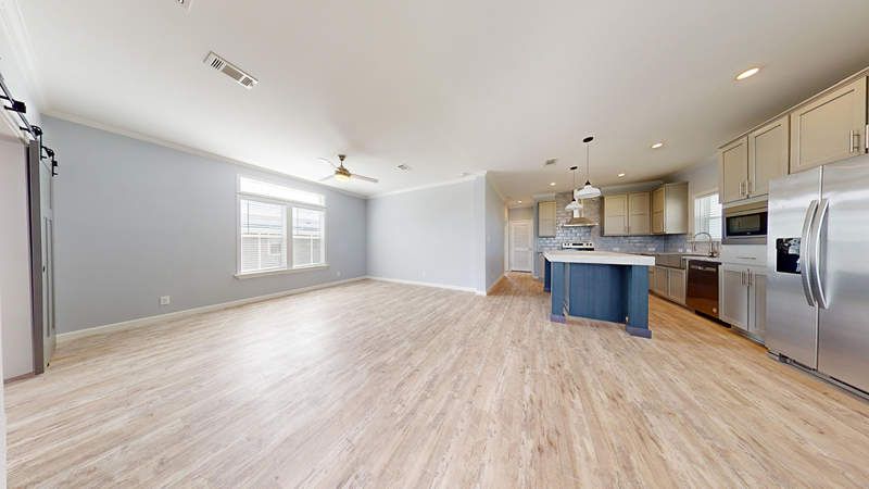 25679 Redblush Circle