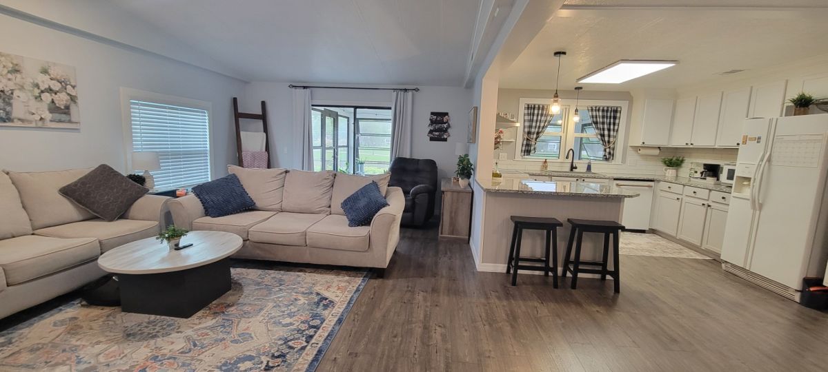 8007 Palm Harbor Way