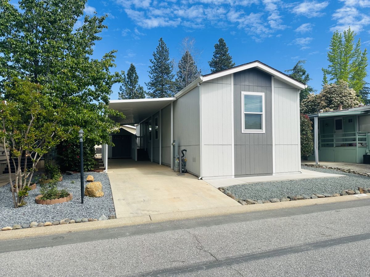 10101 Daisy King Drive