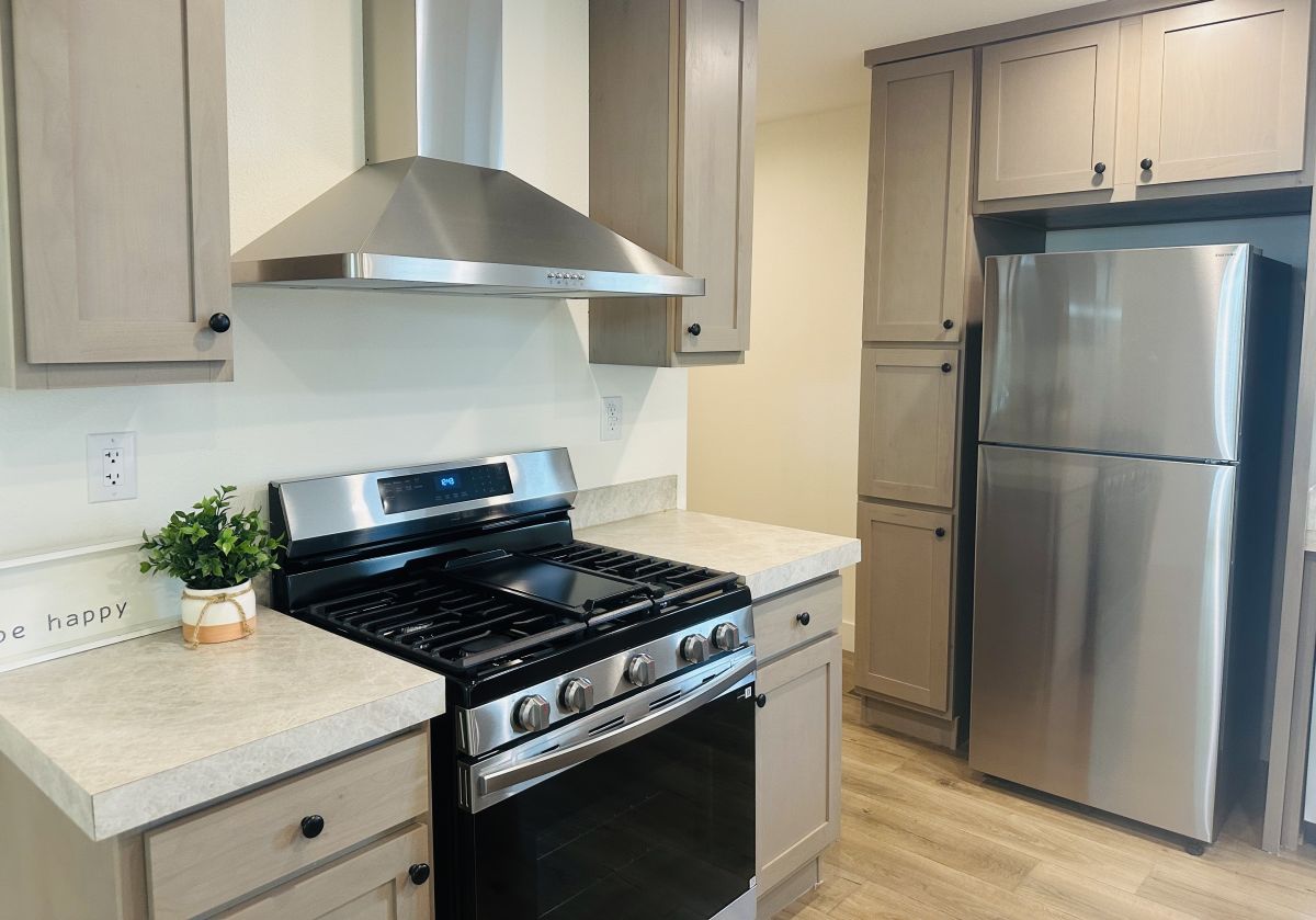 10101 Daisy King Drive