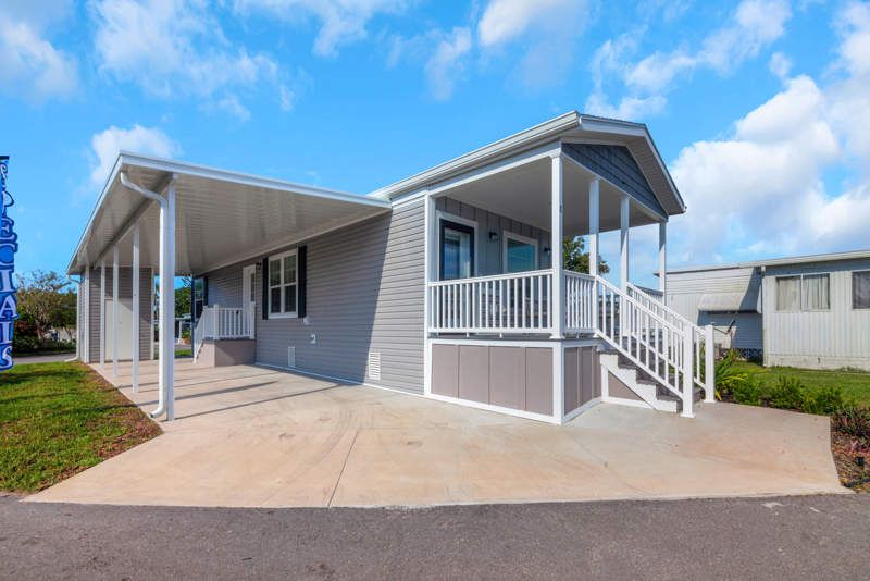 3223 N Lockwood Ridge Rd #8