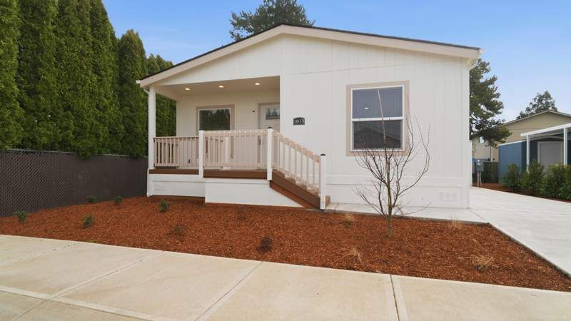 2410 Lancaster Dr. SE, #1013