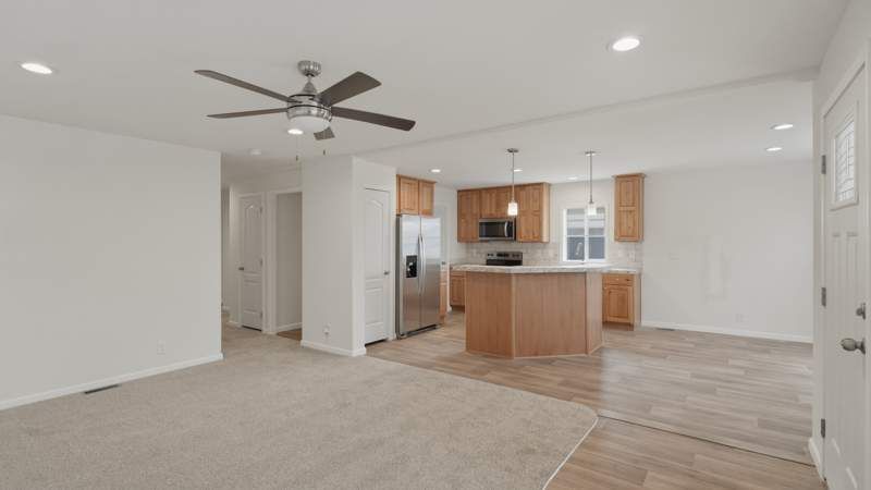 2410 Lancaster Dr. SE, #1013