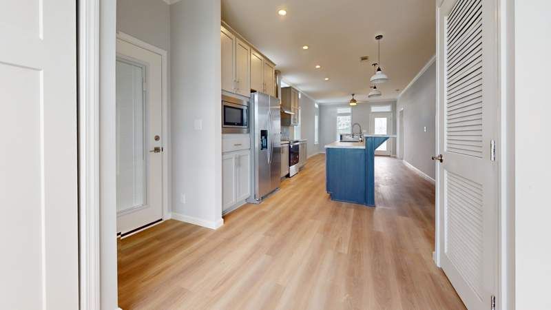 25663 Redblush Circle