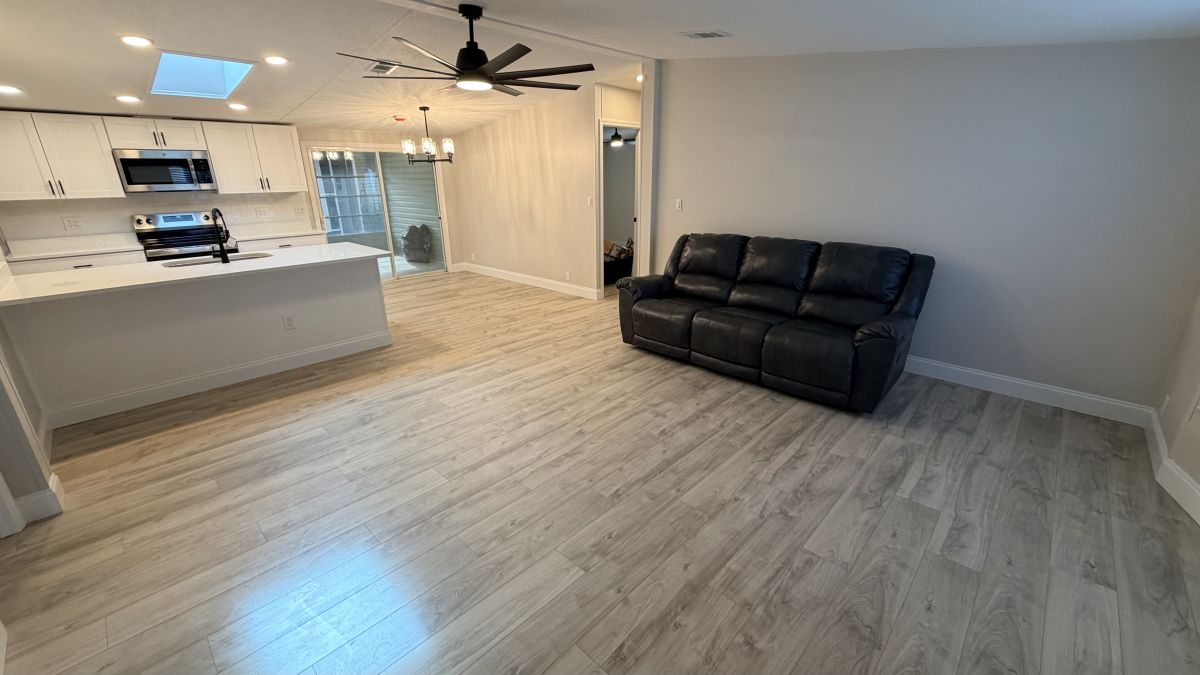 6998 W Bedfordshire Loop