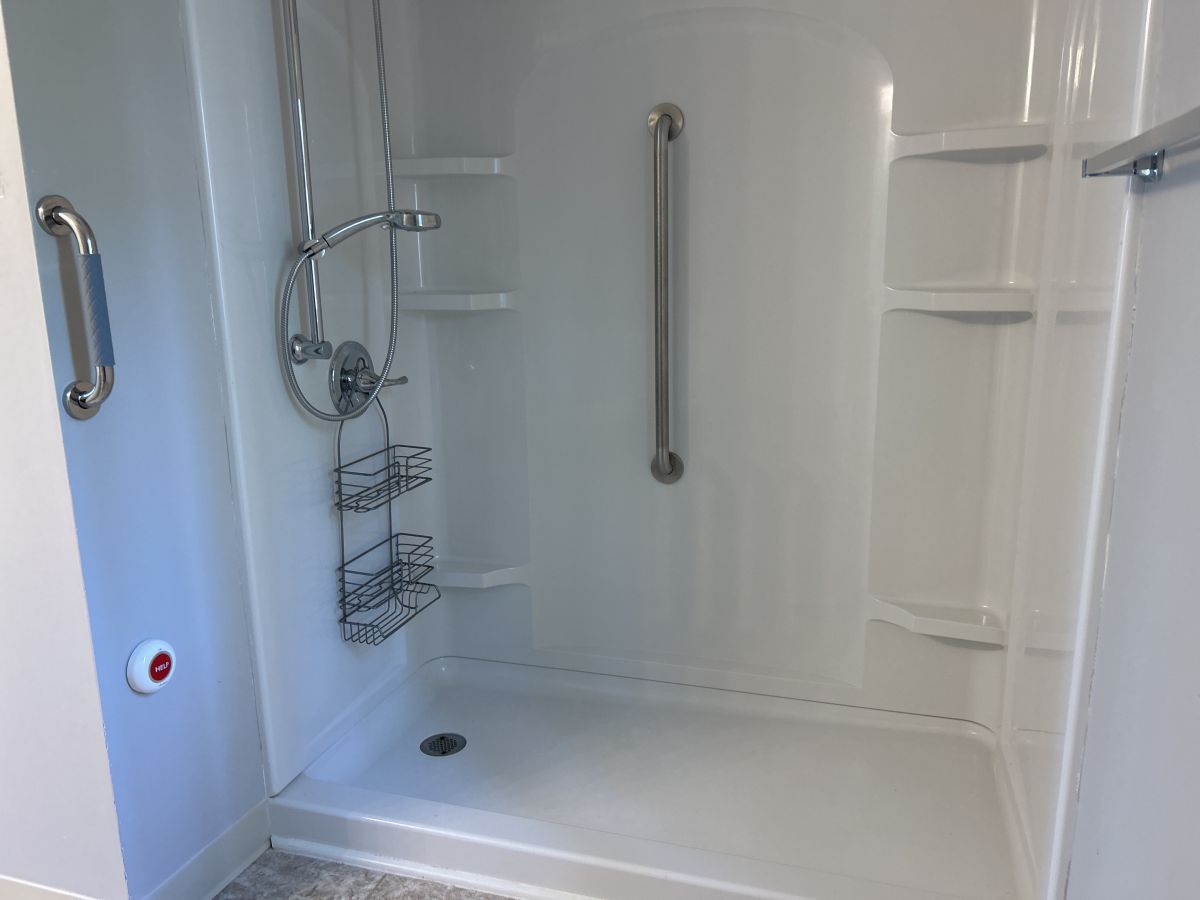 4715 Lake Front Drive