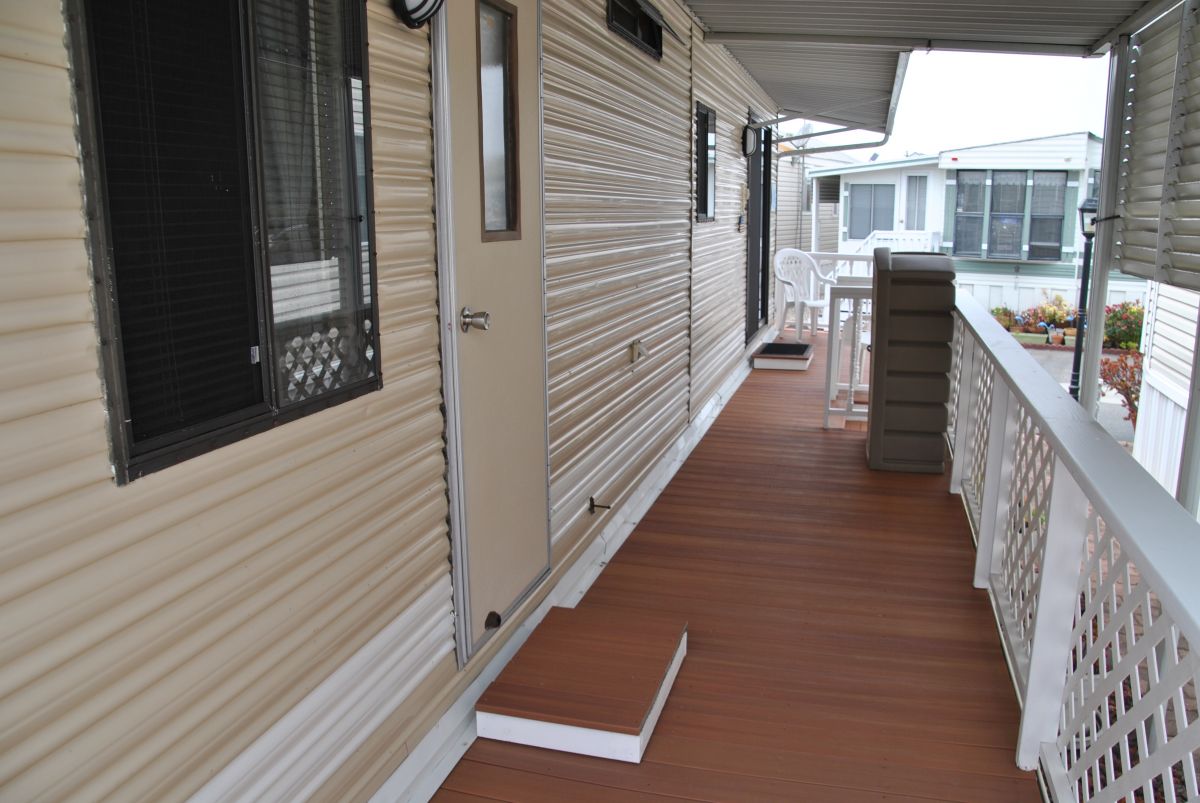 200 S. Dolliver St, Site 098