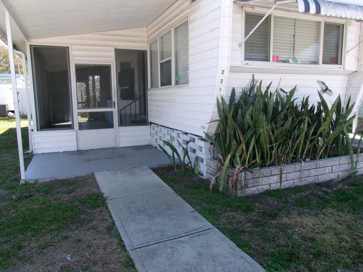 2701 34th St N Lot #221