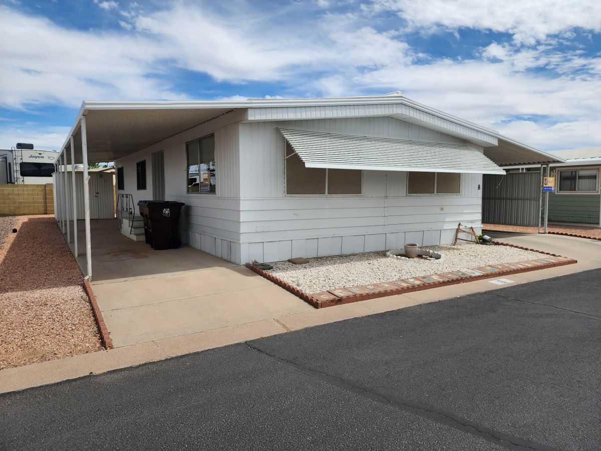 10936 E. APACHE TRAIL, LOT#8