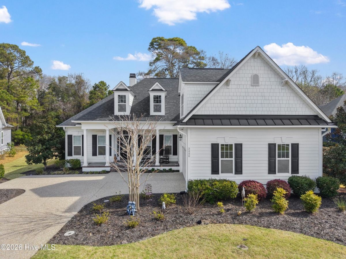 3886 Big Magnolia Way