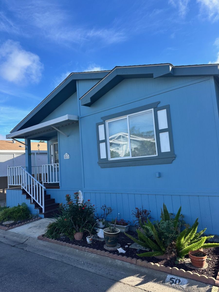 32371 Alipaz Street #050