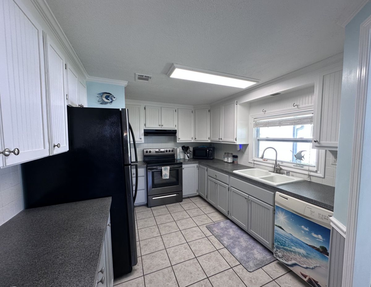 3104 North Derry Drive